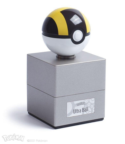 Pokemon – Ultra Ball Prop Replica